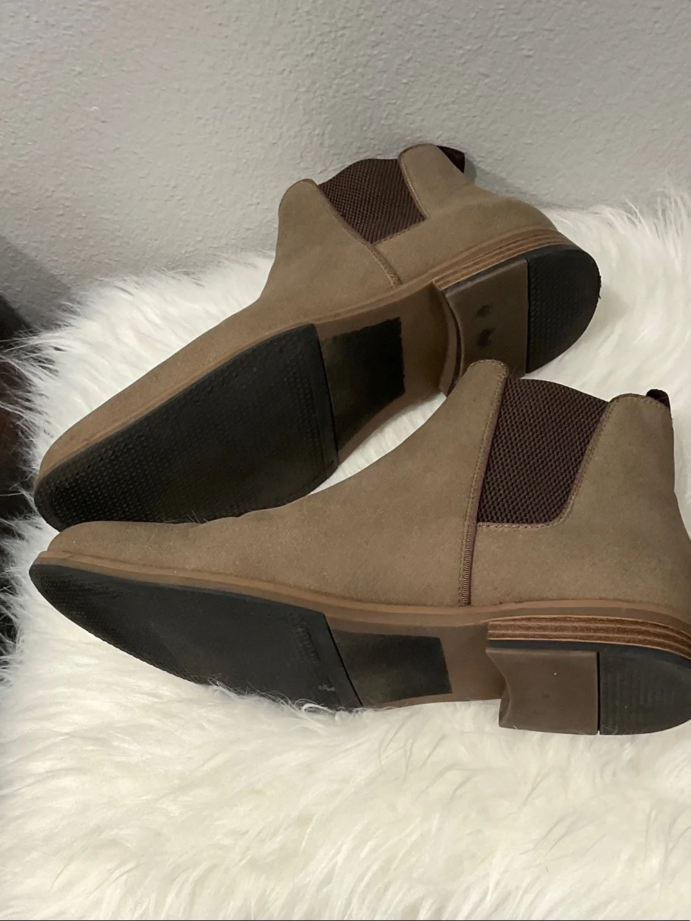Goodfellow & Co Chukka Boots in Taupe Brown
